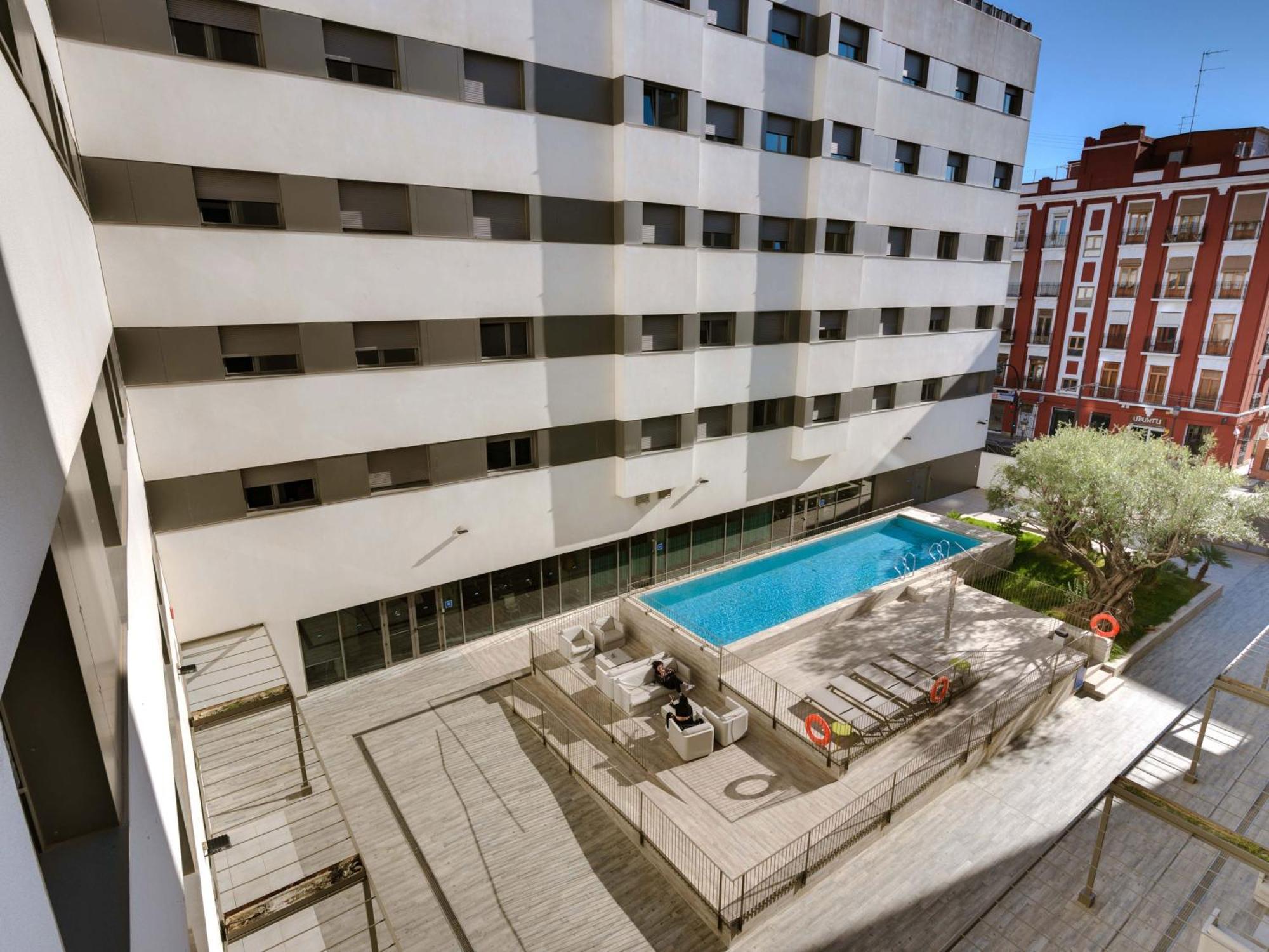 Livensa Living Studios Valencia Marina Real Extérieur photo